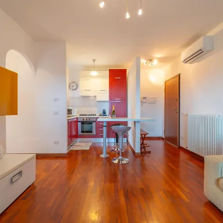 Brorent Casa Del Rubino * 奧爾比亞